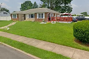 1405 Highland St, Allentown City, PA 18102 - Photo 2