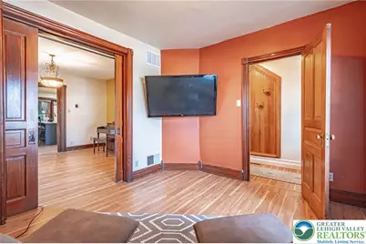 538 Broad Street, Emmaus Boro, PA 18049 - Photo 10