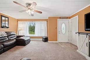 364 Mahoning Dr E, Mahoning Twp, PA 18235 - Photo 8