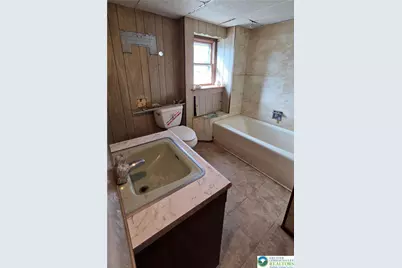1334 W Gordon Street, Allentown City, PA 18102 - Photo 10