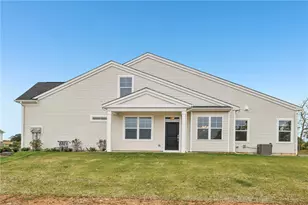 3110 Grantarthur Ct, Whitehall Township, PA 18052 - Photo 2