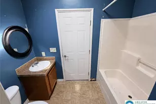 4442 Grey Wolf Ln, South Whitehall Township, PA 18069 - Photo 10