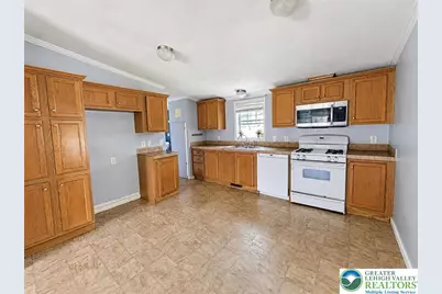 4442 Grey Wolf Lane, South Whitehall Township, PA 18069 - Photo 8