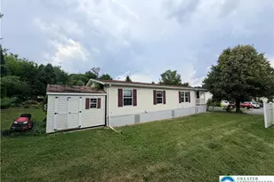 4442 Grey Wolf Ln, South Whitehall Township, PA 18069 - Photo 4
