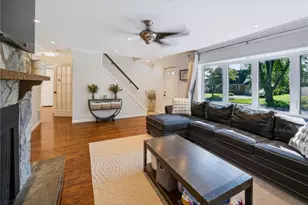 1242 Walnut Ln, Lower Macungie Township, PA 18062 - Photo 2