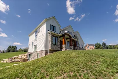 4280 Wyndemere Circle, Lowhill Township, PA 18078 - Photo 6