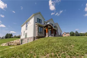 4280 Wyndemere Circle, Lowhill Township, PA 18078 - Photo 6