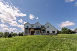 4280 Wyndemere Circle, Lowhill Township, PA 18078 - Photo 4