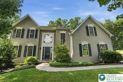 350 Oak Ridge Lane, Lower Salford Twp, PA 19438 - Photo 4