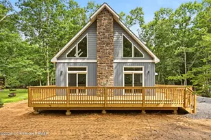 101 White Oak Dr, Penn Forrest, PA 18229 - Photo 10