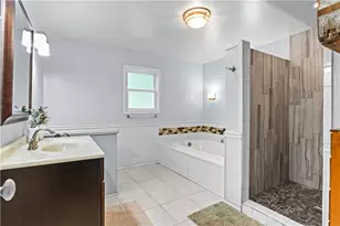 5525 Lehigh St, Whitehall Township, PA 18052 - Photo 22