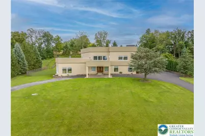 2224 Meadow Brook Drive, North Whitehall Township, PA 18078 - Photo 2