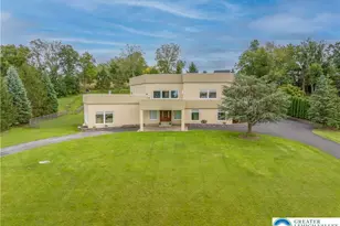 2224 Meadow Brook Dr, North Whitehall Township, PA 18078 - Photo 2