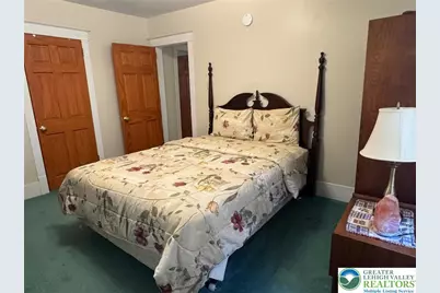 26 Center Ave, Mount Pocono, PA 18344 - Photo 16