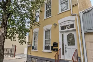 126 2nd St, Allentown City, PA 18101 - Photo 2