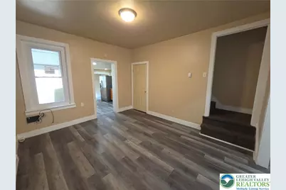 729 Chestnut Street, Allentown City, PA 18102 - Photo 2