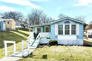 204 Molly Pitcher Rd, Upper Mt Bethel Twp, PA 18343 - Photo 2