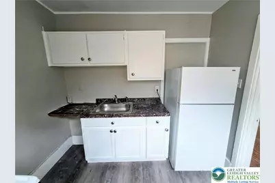 102 N 8th Street #4, Allentown City, PA 18101 - Photo 4