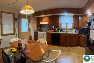 2400 Birch St, Wilson Boro, PA 18042 - Photo 6
