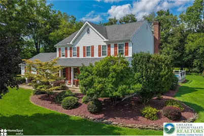 204 Fence Row Drive, Plainfield Township, PA 18064 - Photo 4