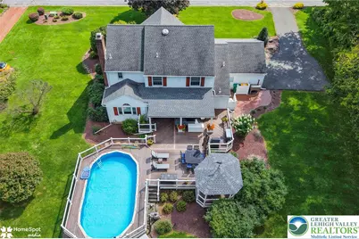 204 Fence Row Drive, Plainfield Township, PA 18064 - Photo 6