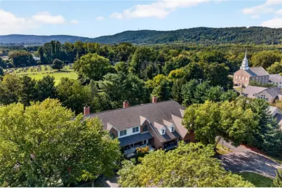 4706 Pinehurst Circle, Upper Saucon Township, PA 18034 - Photo 10