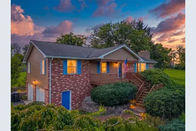 395 Sunrise Boulevard, Upper Mt Bethel Twp, PA 18343 - Photo 2