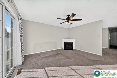 210 Shirley Lane, Pennsburg Boro, PA 18073 - Photo 8