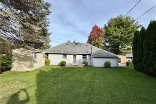 3202 Aberdeen Cir Allentown, South Whitehall Township, PA 18104 - Photo 4