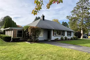 3202 Aberdeen Cir Allentown, South Whitehall Township, PA 18104 - Photo 2