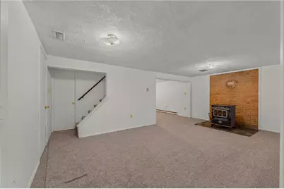 1570 Astolat Road, Effort, PA 18330 - Photo 6