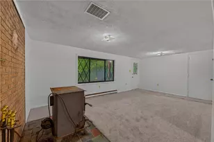 1570 Astolat Rd, Effort, PA 18330 - Photo 8