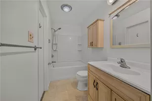1570 Astolat Rd, Effort, PA 18330 - Photo 32