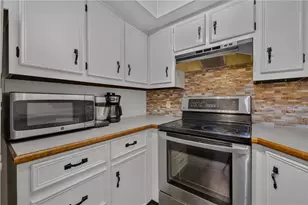 1570 Astolat Rd, Effort, PA 18330 - Photo 26