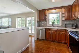 205 Bridle Path Rd, Bethlehem City, PA 18017 - Photo 12