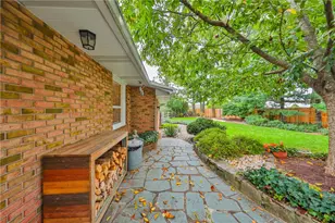 2826 Hillcrest Dr E, Coplay Boro, PA 18037 - Photo 80
