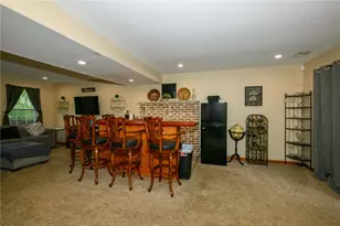 3722 Apple Rd, South Whitehall Township, PA 18069 - Photo 4