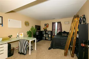 3722 Apple Rd, South Whitehall Township, PA 18069 - Photo 12