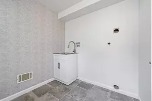 2412 Clearview Rd, Coplay Boro, PA 18037 - Photo 34
