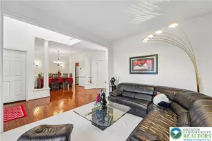 536 Parkside Ct, Allentown City, PA 18104 - Photo 8