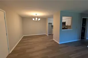 4737 Cheryl Dr, Bethlehem City, PA 18017 - Photo 4