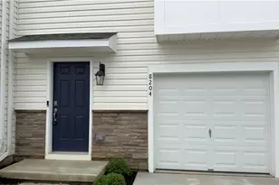 8204 Alexander Ct, Upper Macungie Township, PA 18031 - Photo 2