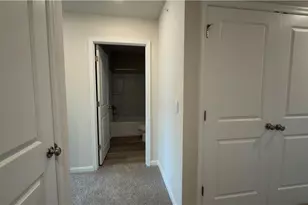 8204 Alexander Ct, Upper Macungie Township, PA 18031 - Photo 18