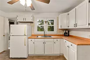 3252 S Quarry St, Whitehall Township, PA 18052 - Photo 16