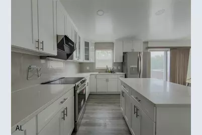 1890 Redwood Drive, Whitehall Township, PA 18052 - Photo 6