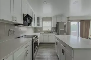 1890 Redwood Dr, Whitehall Township, PA 18052 - Photo 6