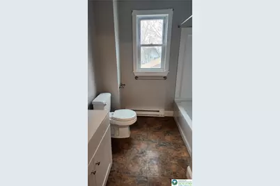 26 E Walnut Street, Nazareth, PA 18064 - Photo 12