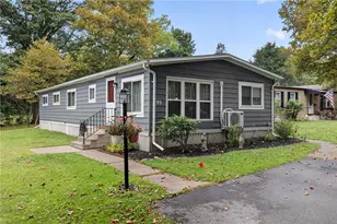 93 Hickory Hills Dr, Moore Township, PA 18014 - Photo 1