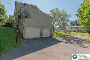 1063 Manor Dr, Lower Macungie Township, PA 18103 - Photo 24