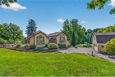 475 S. Delaware Drive, Easton, PA 18042 - Photo 2
